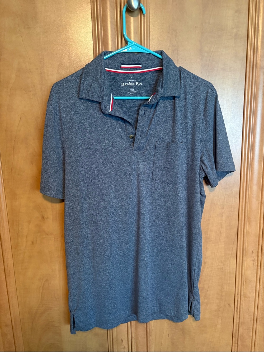 Hawker Rye men’s golf shirt size medium
